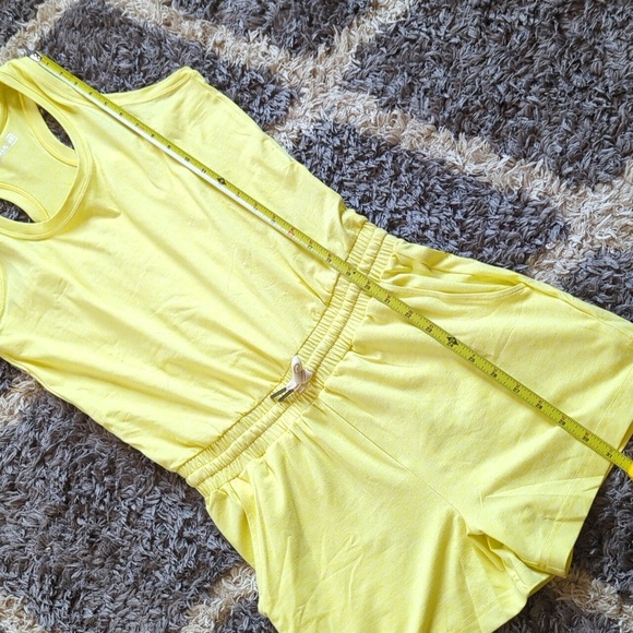 Zyia Lemon Laguna Downtime Athletic Romper Size XS - Picture 8 of 8